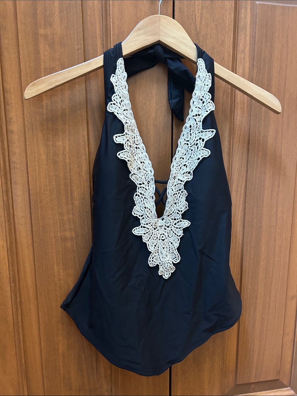 Venus Black Halter Swimsuit top with Cream Crochet Trim size 8 nwot